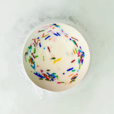 CONFETTI CAKE BOMB